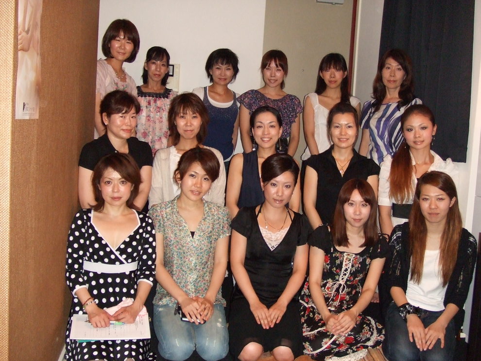 服部式「美筋形成リフトアップフェイシャル」技術セミナー